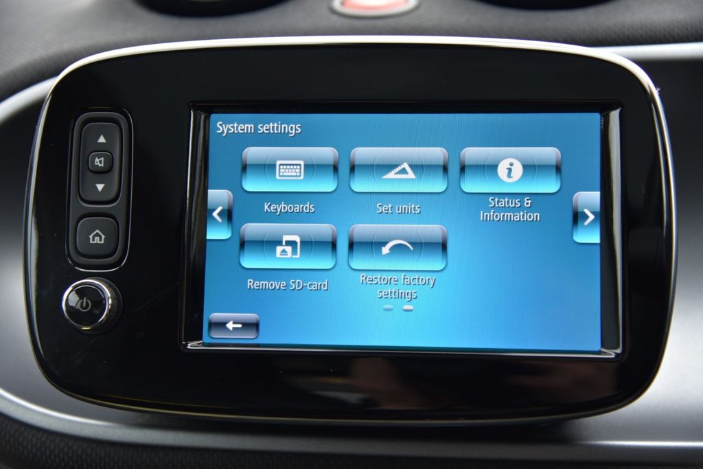 Used smart fortwo 2017 for sale - 76784229: Photo 41