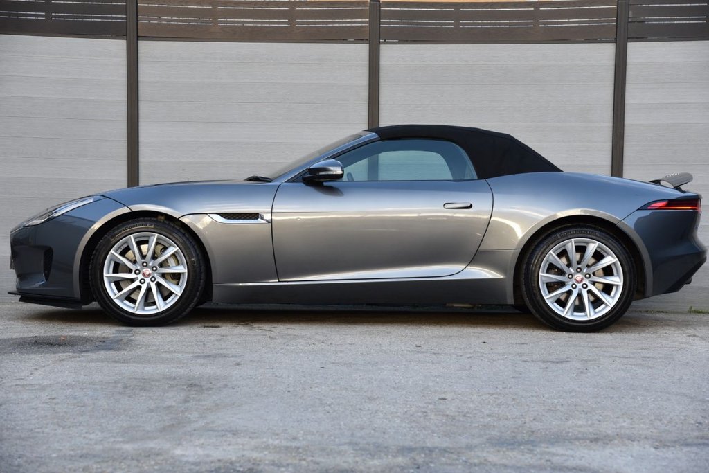 Used Jaguar F-Type 2019 for sale - 77834990: Photo 10