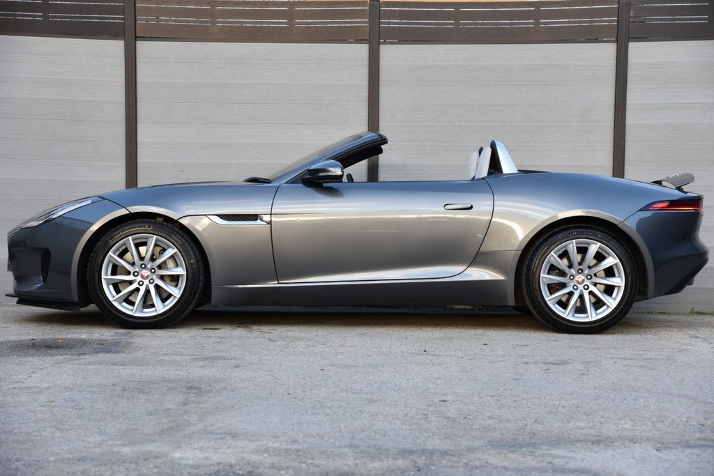 Used Jaguar F-Type 2019 for sale - 77834990: Photo 9