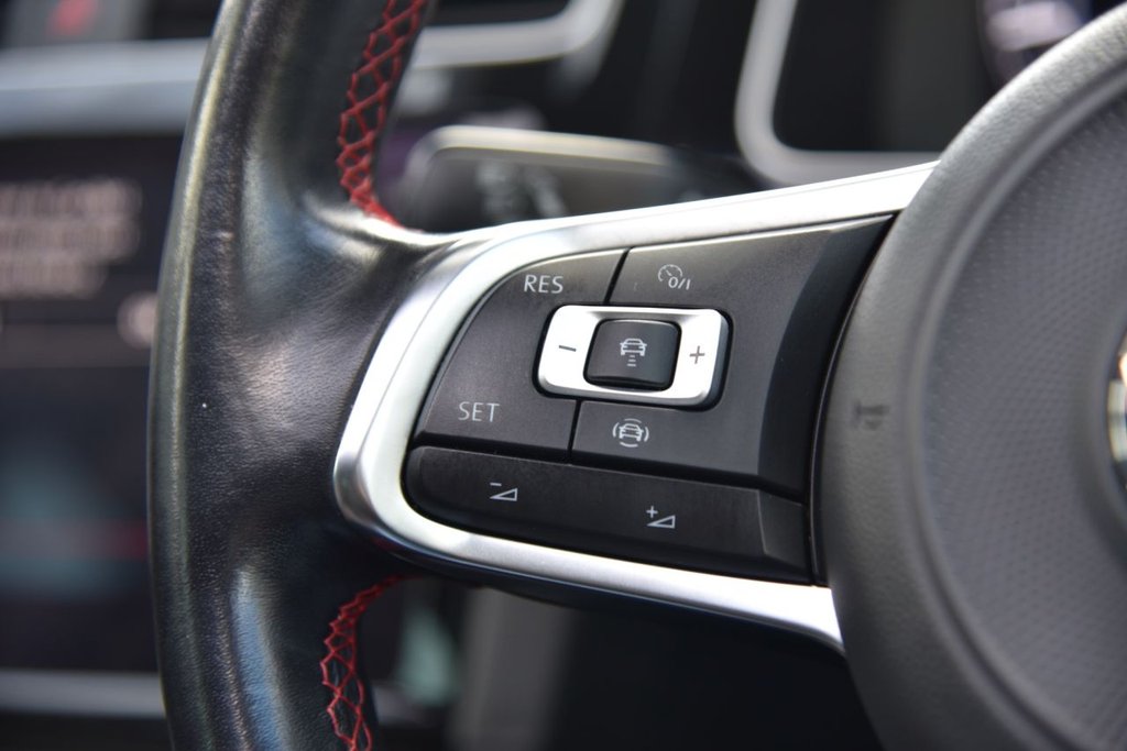 Used Volkswagen Golf 2019 for sale - 77227364: Photo 30