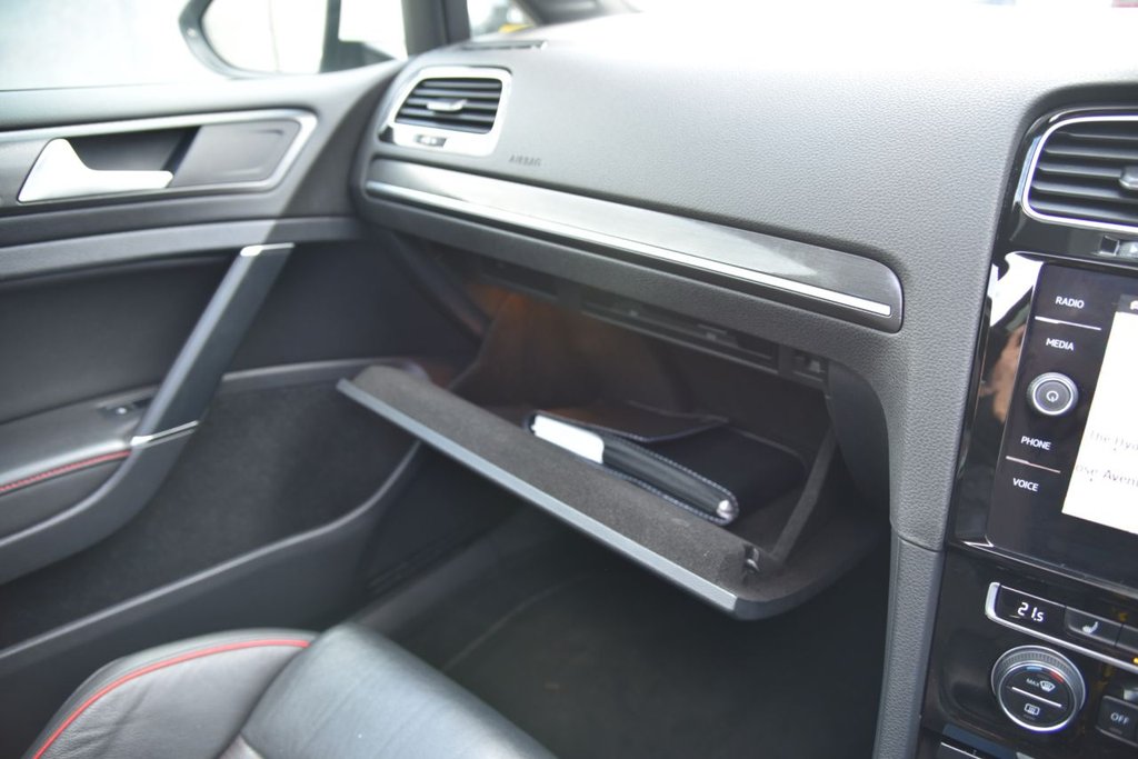 Used Volkswagen Golf 2019 for sale - 77227364: Photo 40