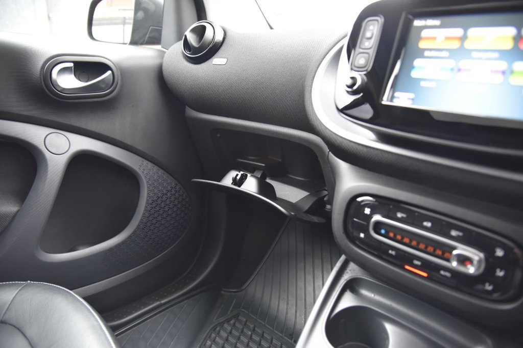 Used smart fortwo 2018 for sale - 77226902: Photo 46