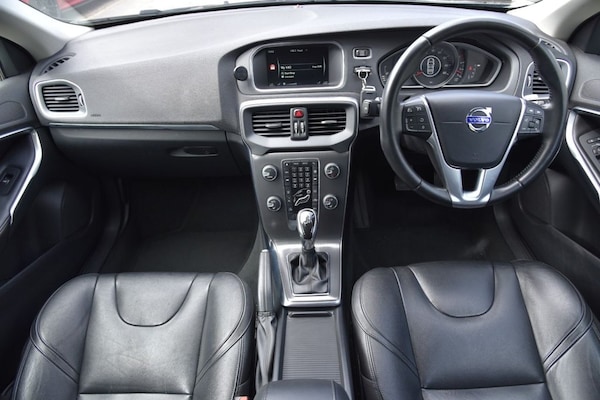 Used Volvo V40 2016 for sale - 75175988: Photo 26