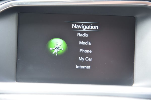 Used Volvo V40 2016 for sale - 75175988: Photo 36