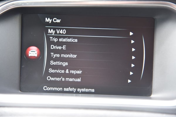 Used Volvo V40 2016 for sale - 75175988: Photo 40