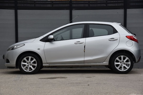 Used Mazda Mazda2 2009 for sale - 74635164: Photo 7