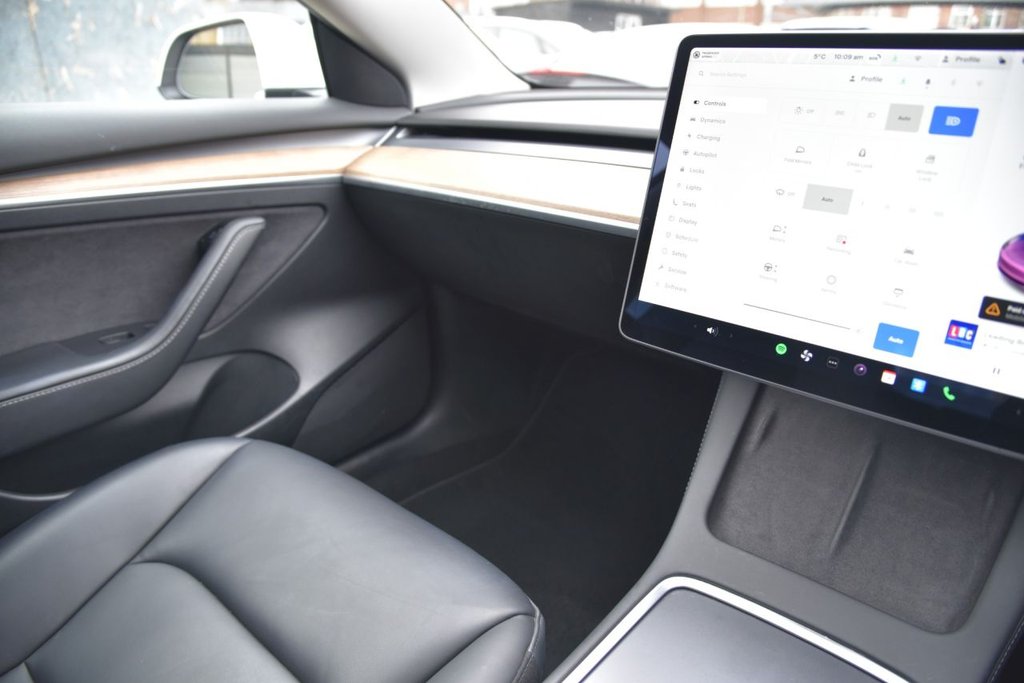 Used Tesla Model 3 2021 for sale - 77534652: Photo 43