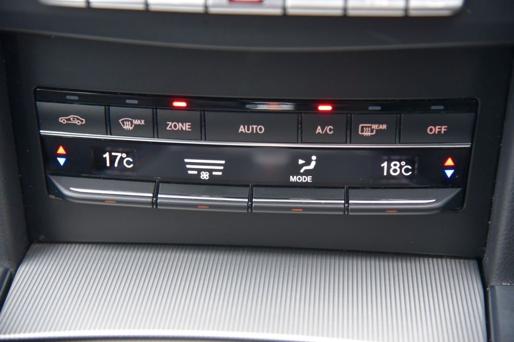 Used Mercedes-Benz E Class 2016 for sale - 76724983: Photo 50