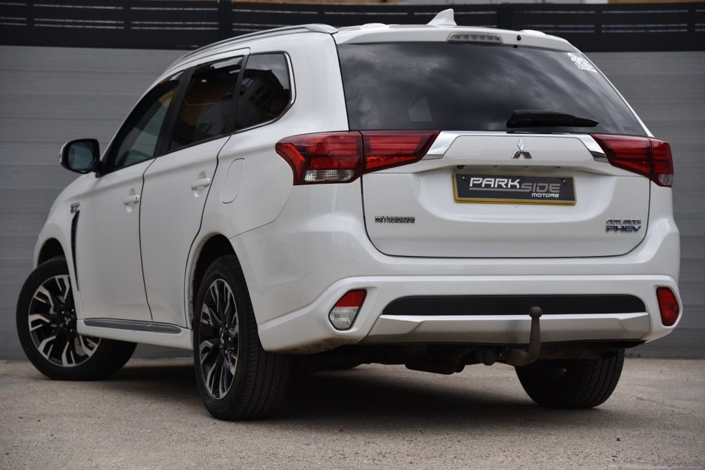 Used Mitsubishi Outlander 2017 for sale - 78181490: Photo 3
