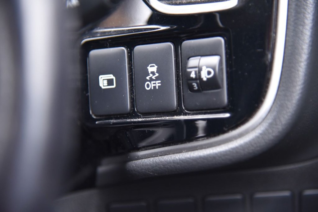 Used Mitsubishi Outlander 2017 for sale - 78181490: Photo 33