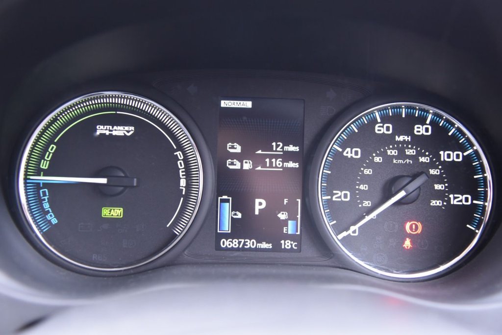 Used Mitsubishi Outlander 2017 for sale - 78181490: Photo 36