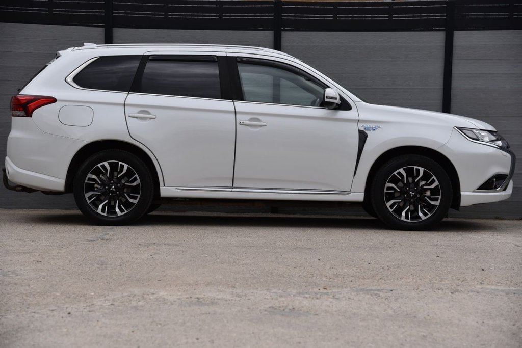 Used Mitsubishi Outlander 2017 for sale - 78181490: Photo 7