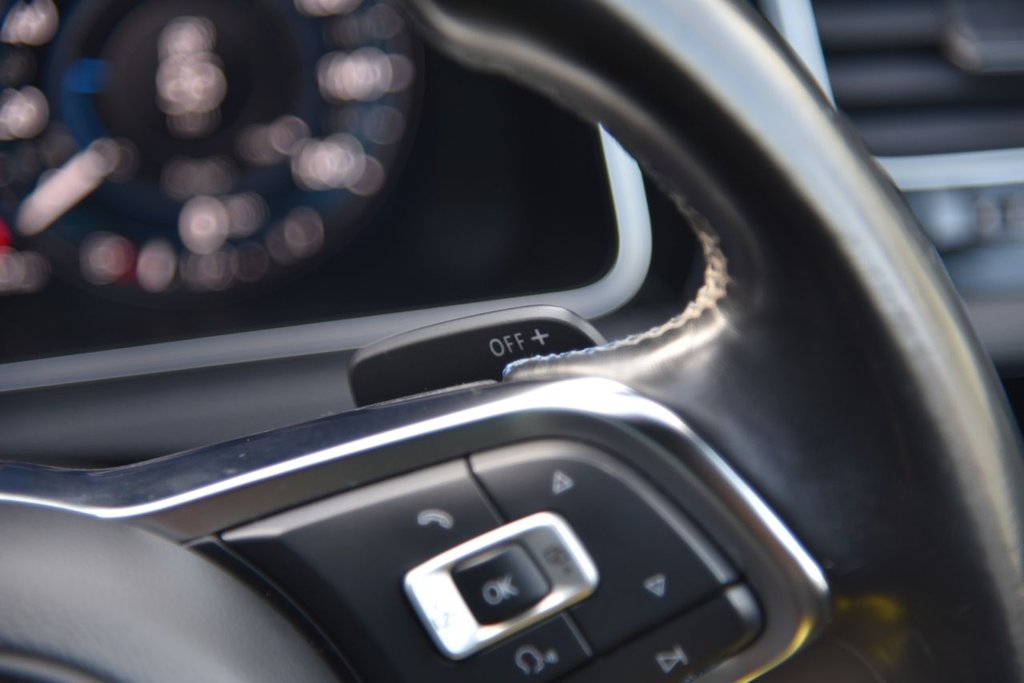 Used Volkswagen Golf 2017 for sale - 76934569: Photo 33