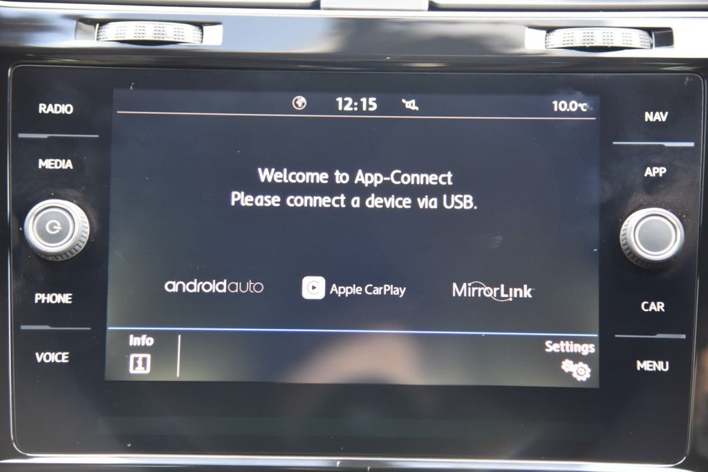 Used Volkswagen Golf 2017 for sale - 76934569: Photo 43