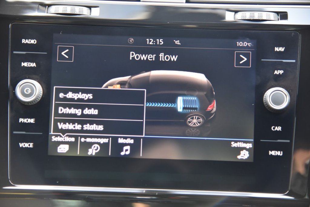 Used Volkswagen Golf 2017 for sale - 76934569: Photo 44