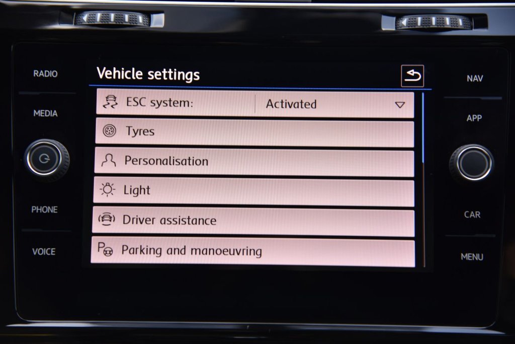 Used Volkswagen Golf 2017 for sale - 76934569: Photo 45