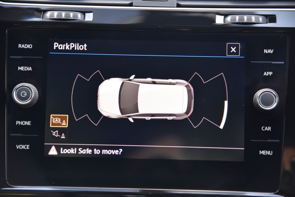 Used Volkswagen Golf 2017 for sale - 76934569: Photo 46