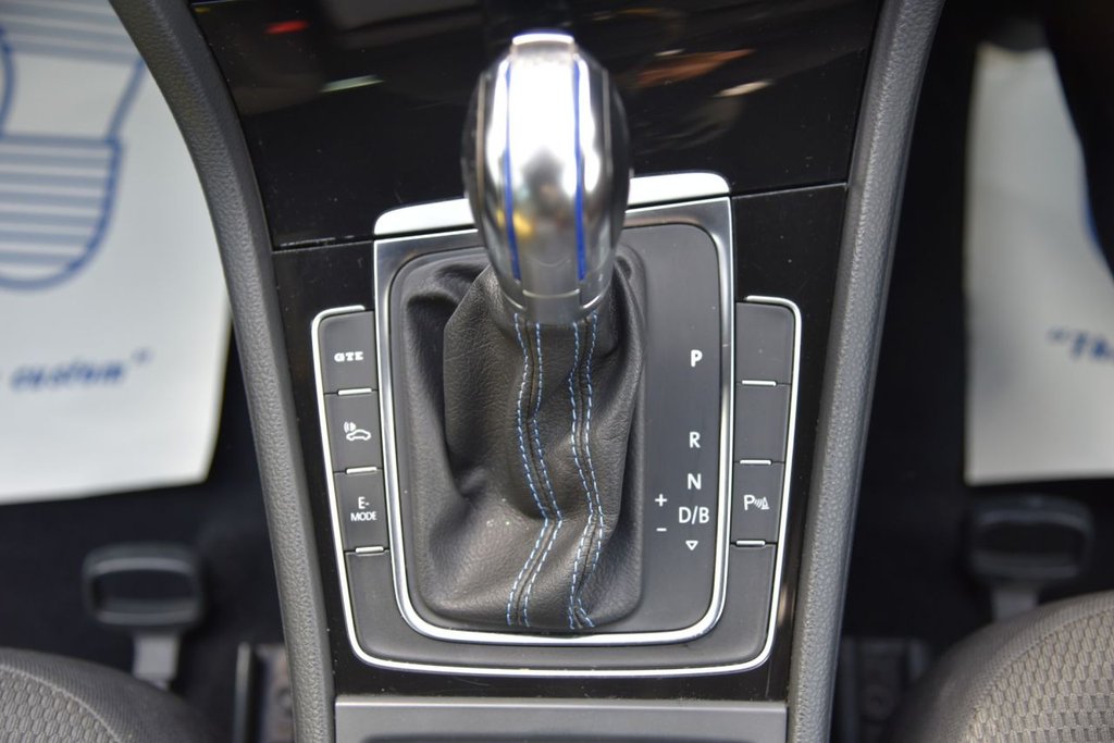 Used Volkswagen Golf 2017 for sale - 76934569: Photo 50