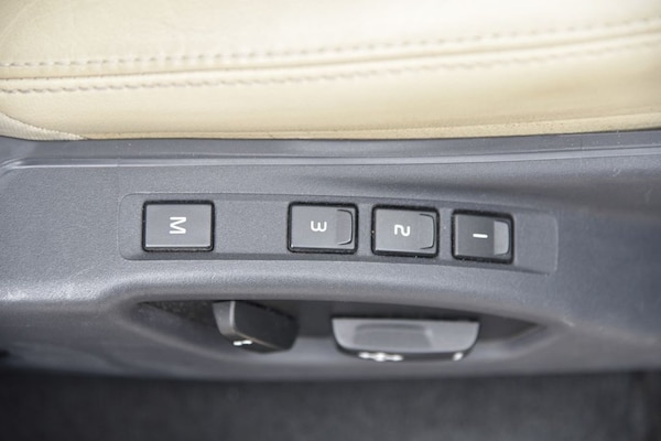 Used Volvo XC60 2015 for sale - 74635138: Photo 24