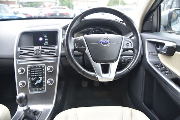 Used Volvo XC60 2015 for sale - 74635138: Photo 31