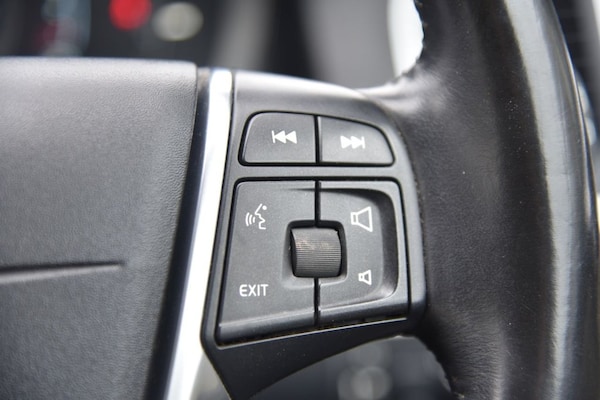 Used Volvo XC60 2015 for sale - 74635138: Photo 34