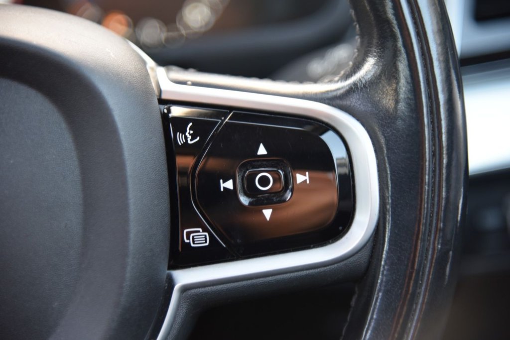 Used Volvo XC90 2018 for sale - 76520460: Photo 36