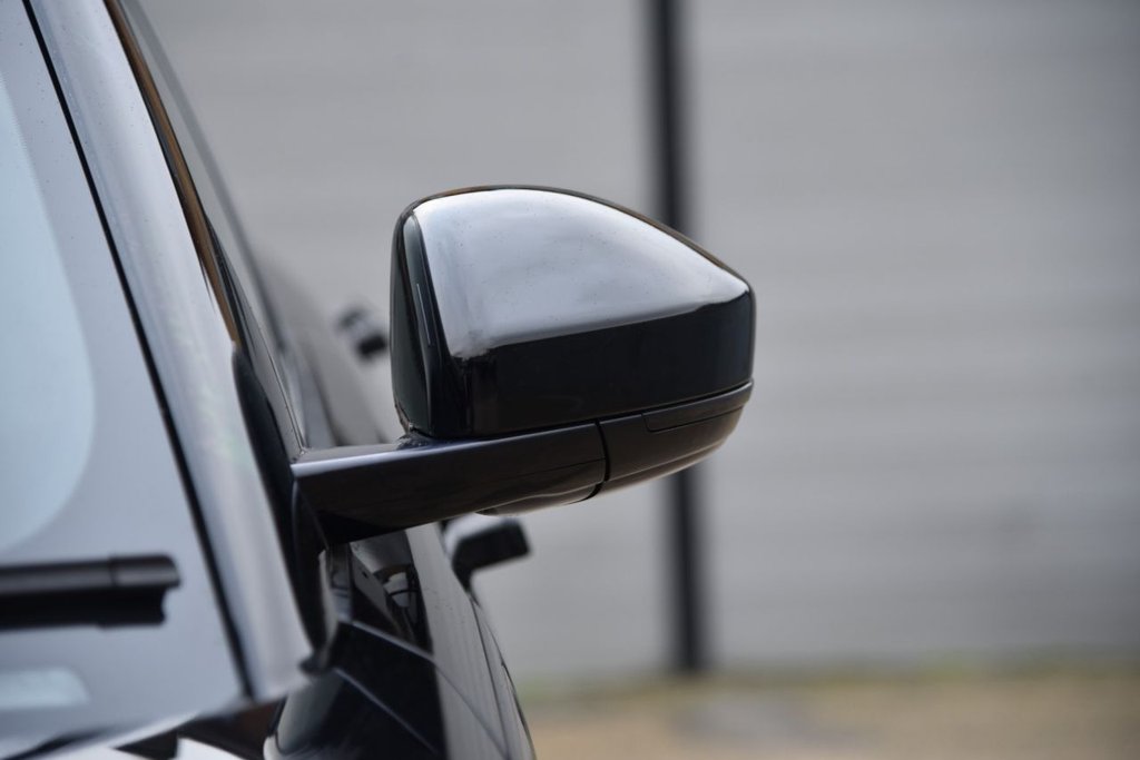 Used Land Rover Range Rover Evoque 2019 for sale - 77018141: Photo 17