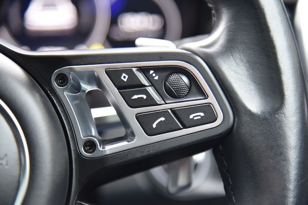 Used Porsche Cayenne 2019 for sale - 76303819: Photo 32