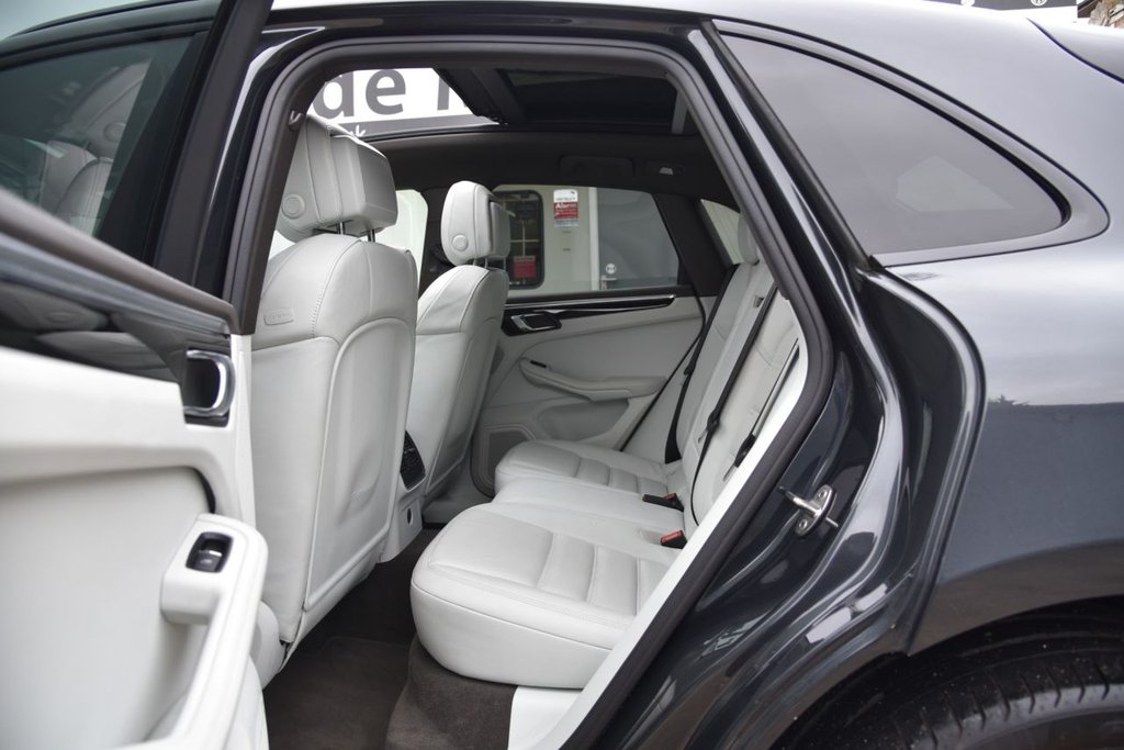 Used Porsche Macan 2019 for sale - 77583528: Photo 25