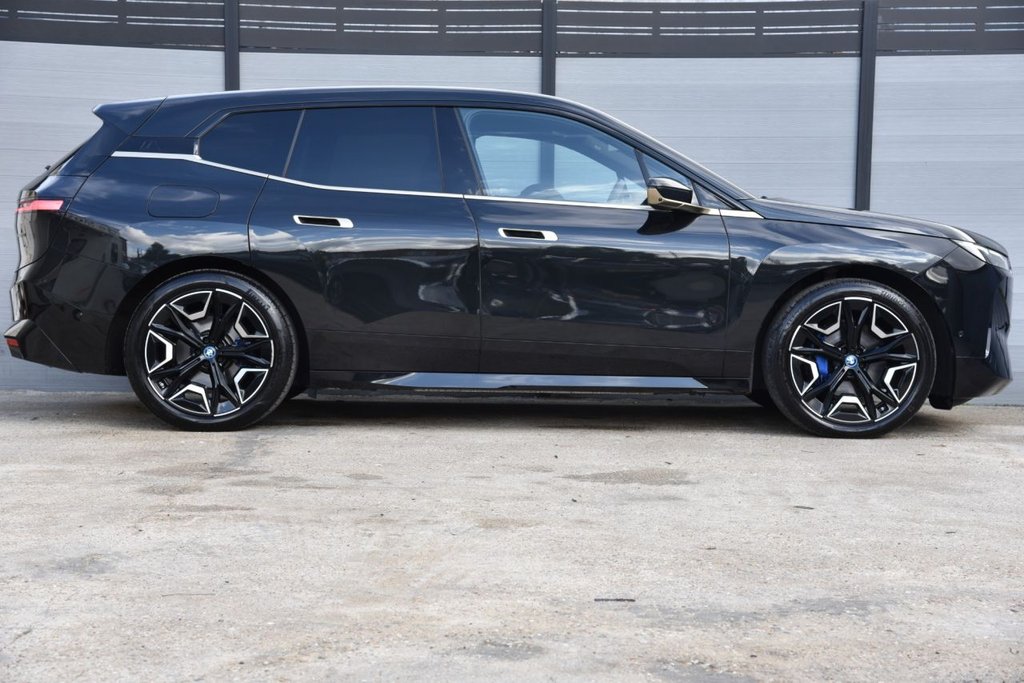 Used BMW iX 2023 for sale - 76280022: Photo 8