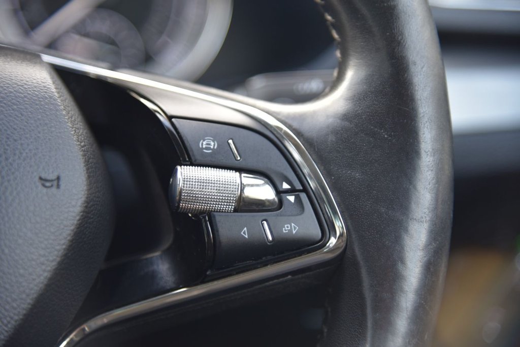 Used Skoda Superb 2020 for sale - 76941635: Photo 31