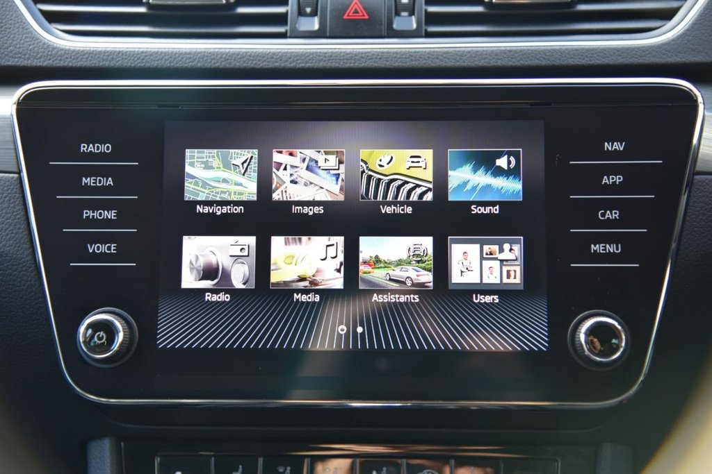 Used Skoda Superb 2020 for sale - 76941635: Photo 38