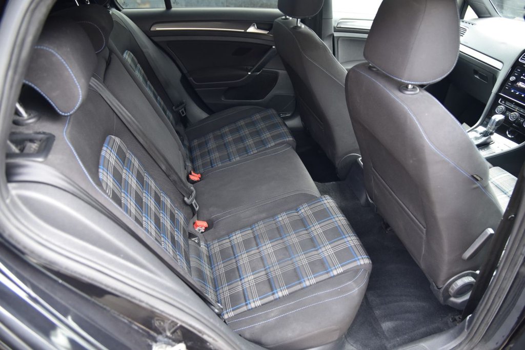 Used Volkswagen Golf 2018 for sale - 77582924: Photo 23