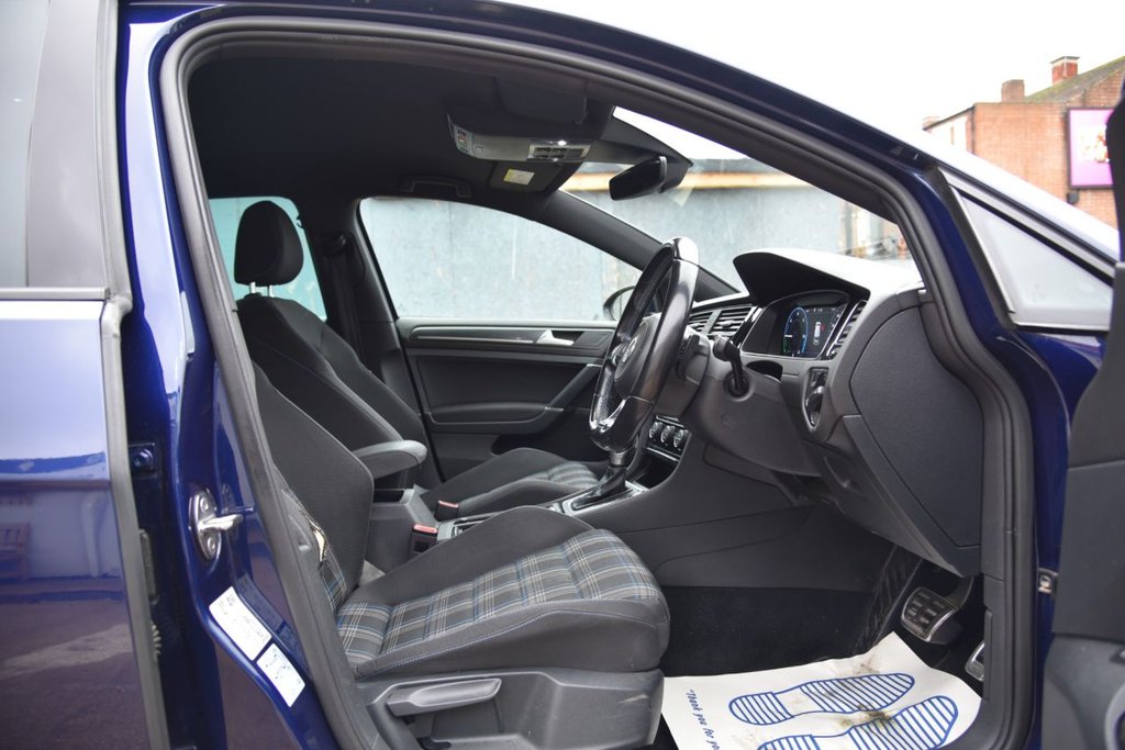 Used Volkswagen Golf 2020 for sale - 76724721: Photo 20