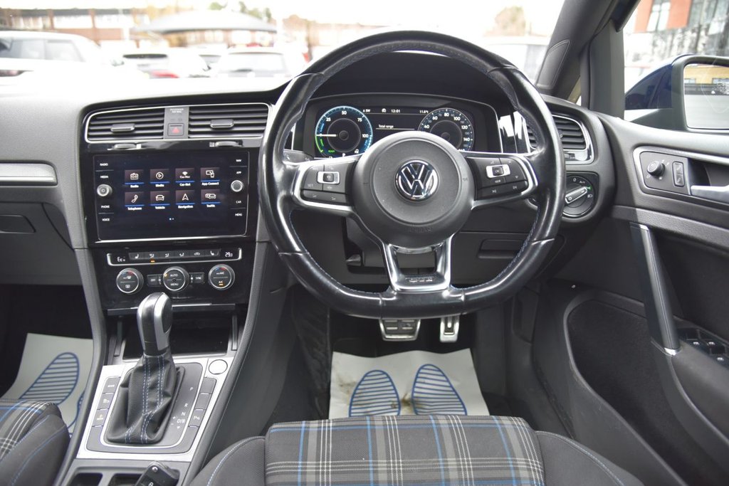 Used Volkswagen Golf 2020 for sale - 76724721: Photo 27