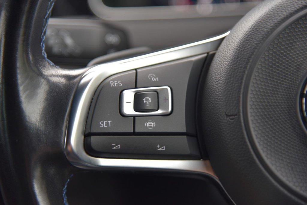 Used Volkswagen Golf 2020 for sale - 76724721: Photo 29