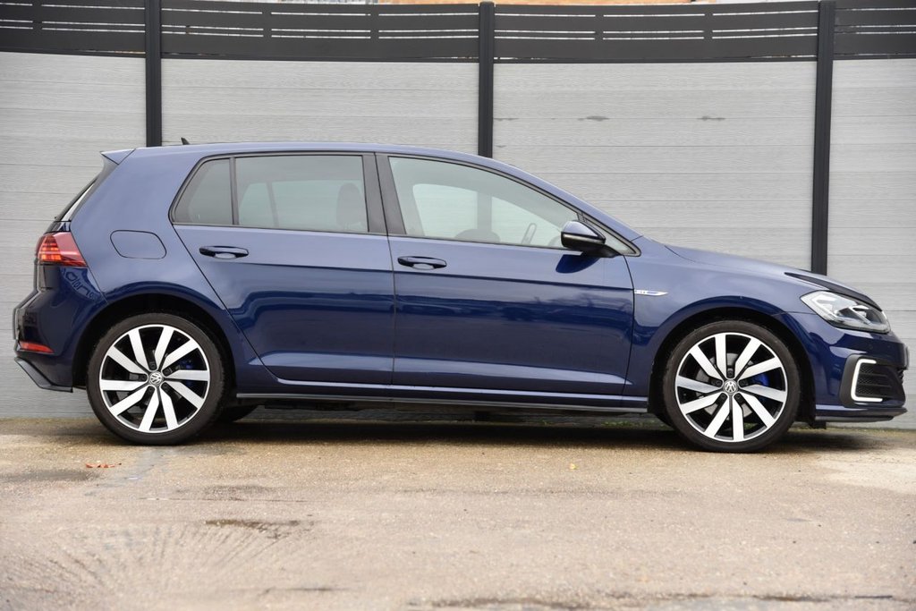 Used Volkswagen Golf 2020 for sale - 76724721: Photo 8