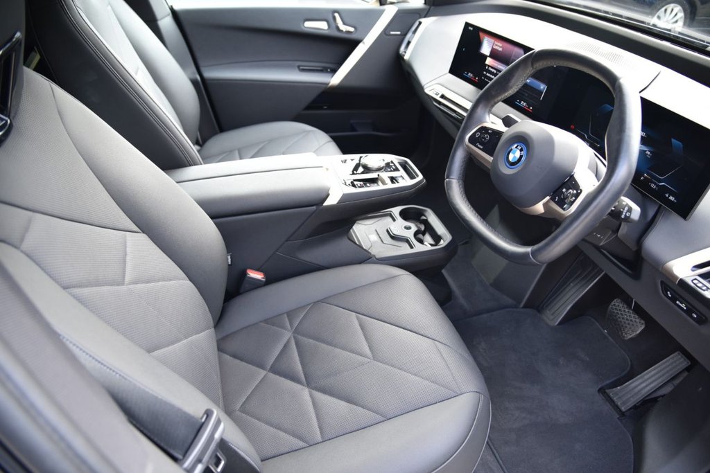 Used BMW iX 2023 for sale - 77692606: Photo 2