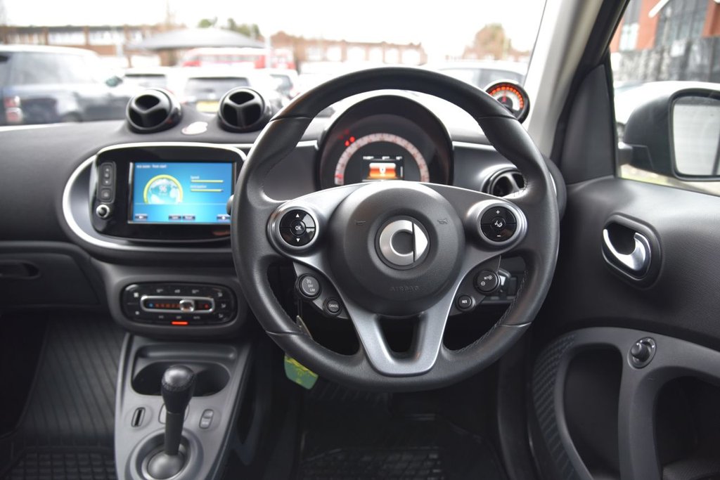 Used smart fortwo 2018 for sale - 76867602: Photo 24