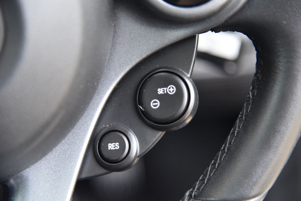 Used smart fortwo 2018 for sale - 76867602: Photo 29