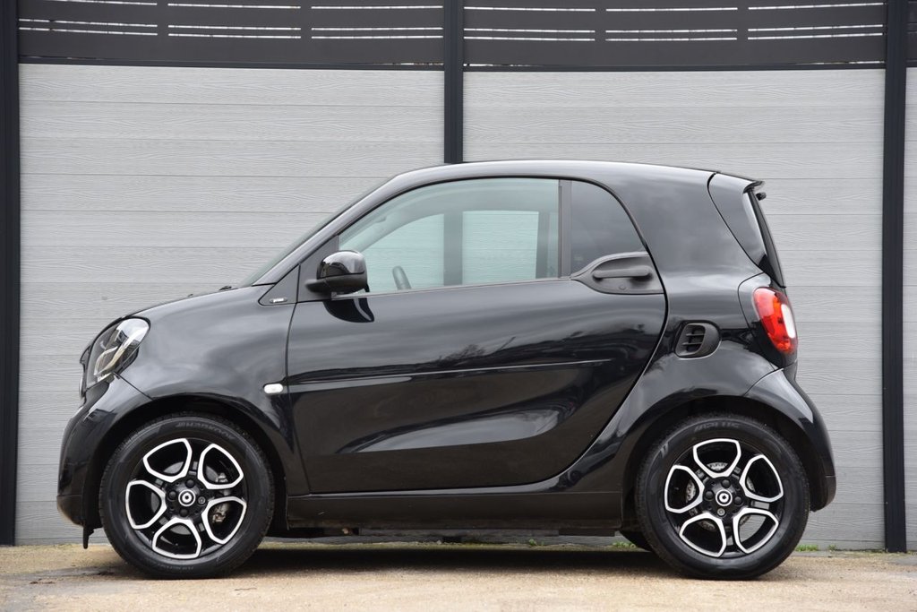 Used smart fortwo 2018 for sale - 76867602: Photo 6