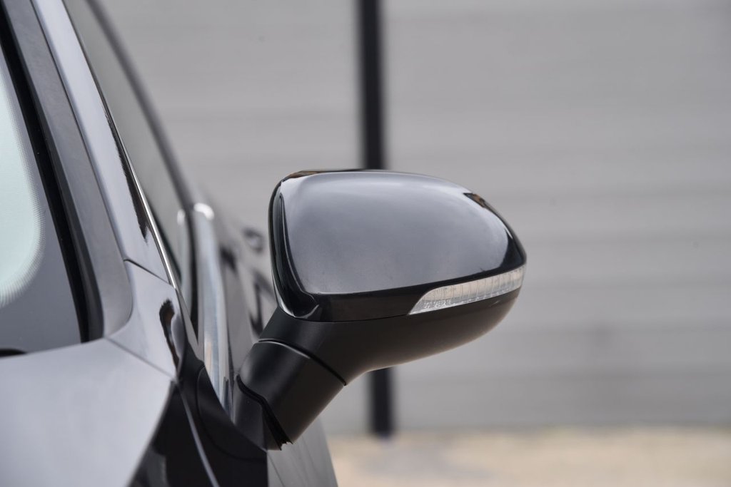 Used Volkswagen Passat 2020 for sale - 76173349: Photo 16