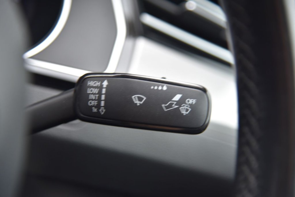 Used Volkswagen Passat 2020 for sale - 76173349: Photo 35