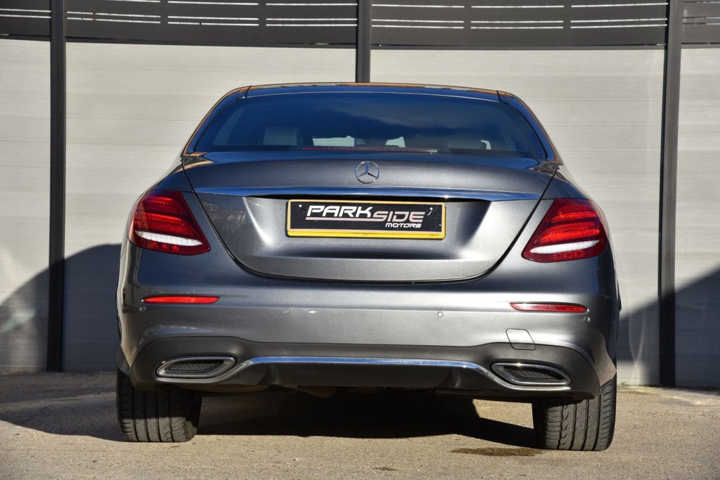 Used Mercedes-Benz E Class 2017 for sale - 76758737: Photo 11