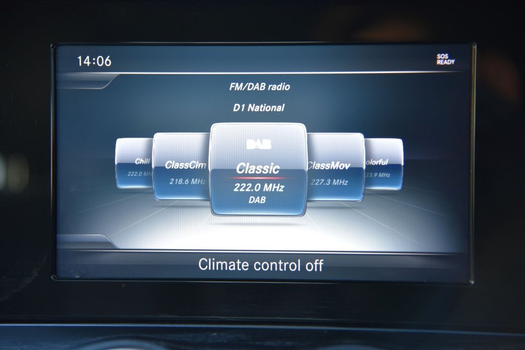 Used Mercedes-Benz E Class 2017 for sale - 76758737: Photo 40