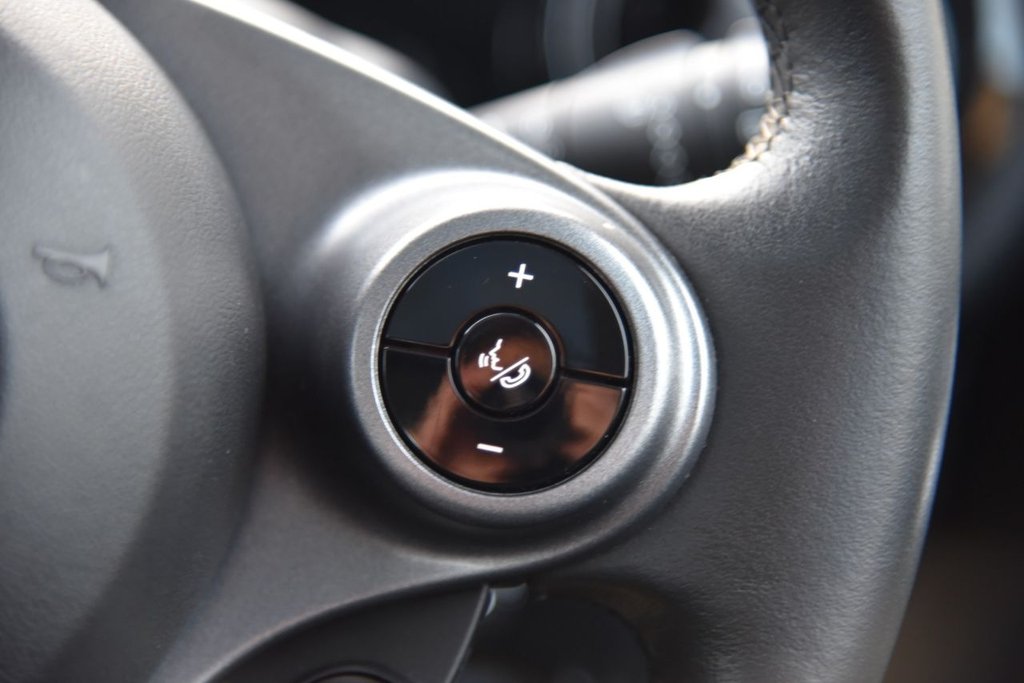 Used smart fortwo 2020 for sale - 76934561: Photo 32