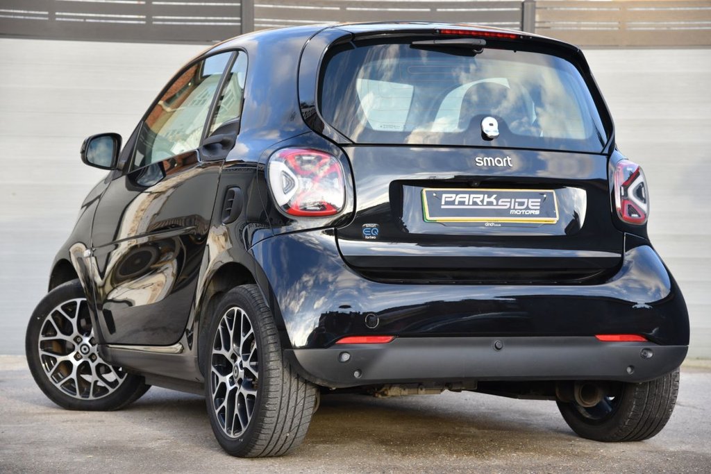 Used smart fortwo 2020 for sale - 76934561: Photo 4