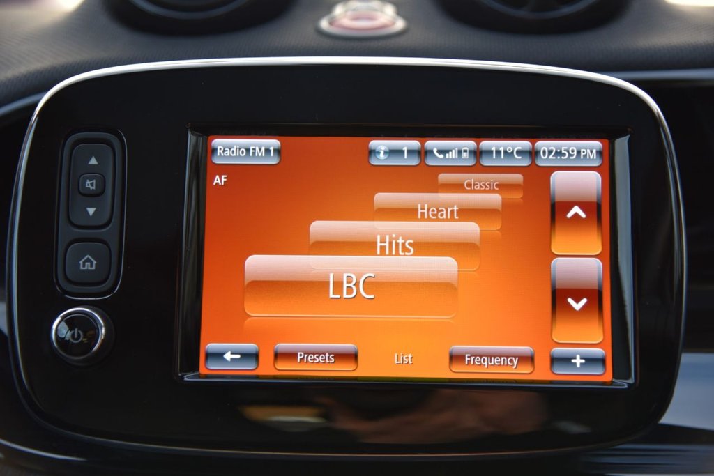 Used smart fortwo 2020 for sale - 76934561: Photo 42