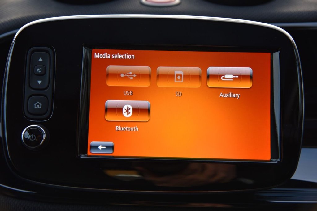 Used smart fortwo 2020 for sale - 76934561: Photo 43