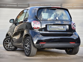 Used smart fortwo 2020 for sale - 76934561: Photo
